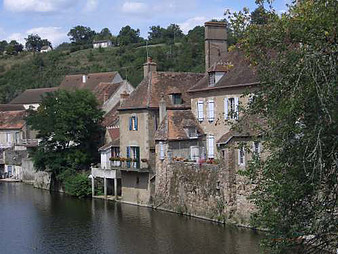 Hérisson, cité de caractère au bord de l'Aumance